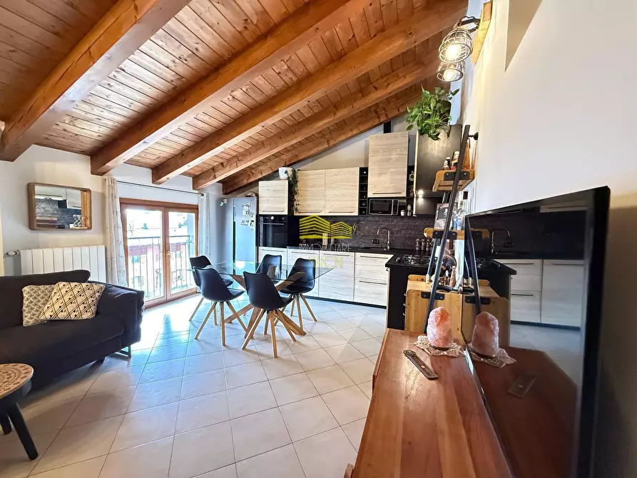 Immagine 4 di Appartamento in vendita  in via trieste a Capriate San Gervasio