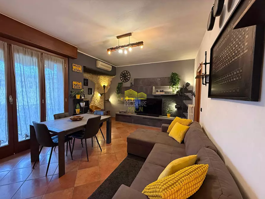 Immagine 4 di Appartamento in vendita  in VIA CESARE BATTISTI a Cornate D'adda