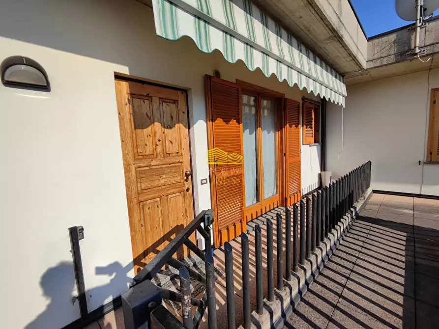 Immagine 2 di Appartamento in vendita  in VIA ITALIA a Medolago