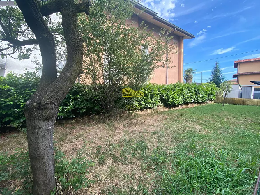 Immagine 22 di Appartamento in vendita  in VIA SABOTINO a Dalmine