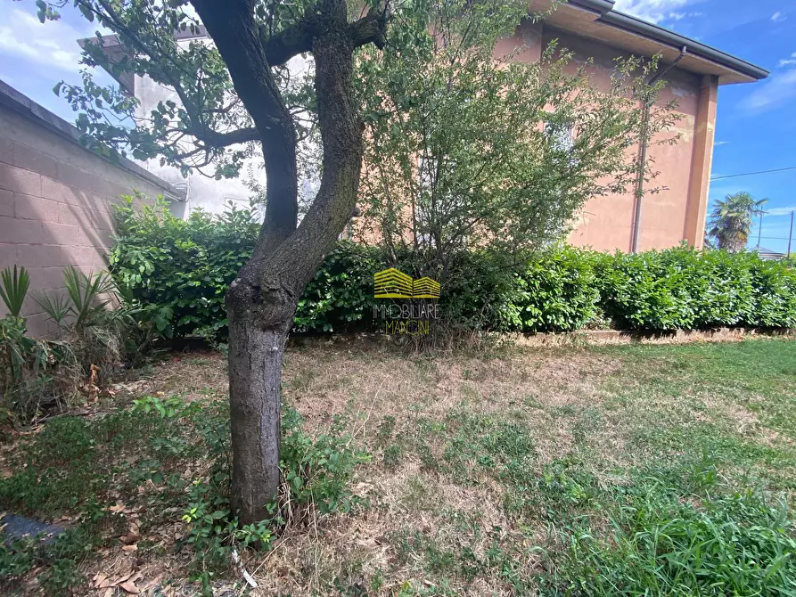 Immagine 23 di Appartamento in vendita  in VIA SABOTINO a Dalmine