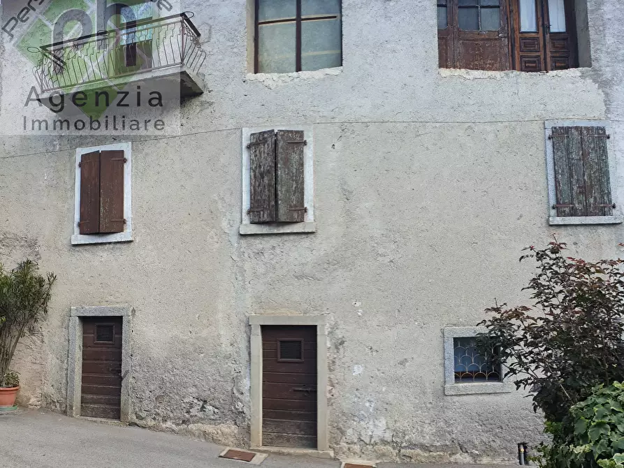 Immagine 3 di Appartamento in vendita  in FRAZIONE STRADA 106 a Pieve Di Bono-Prezzo