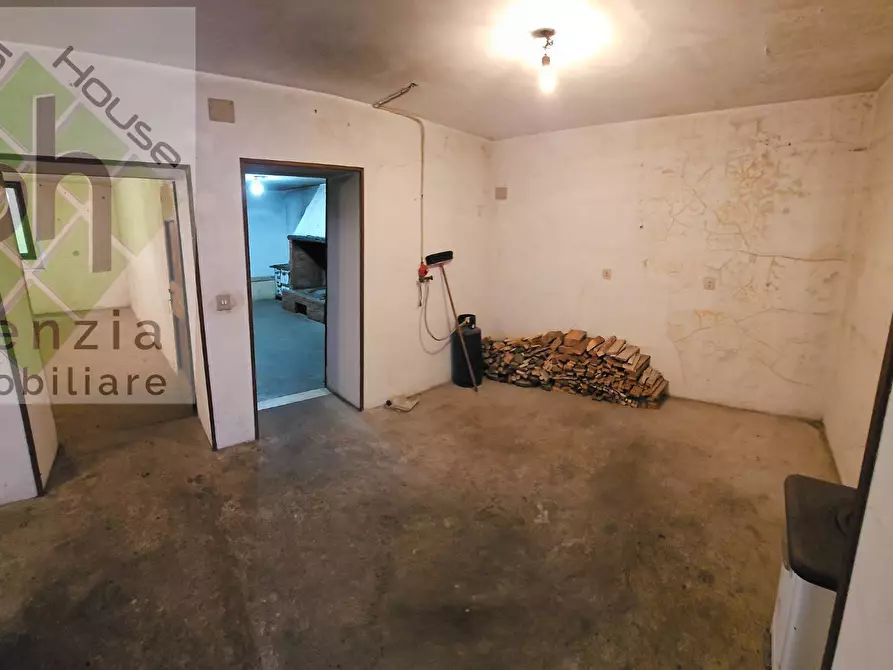 Immagine 12 di Appartamento in vendita  in TULLIO BARONI 18 a Bocenago