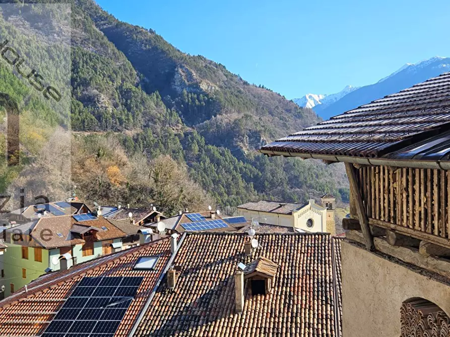 Immagine 9 di Casa semindipendente in vendita  in VIA BRIGATA LUPI a Castel Condino