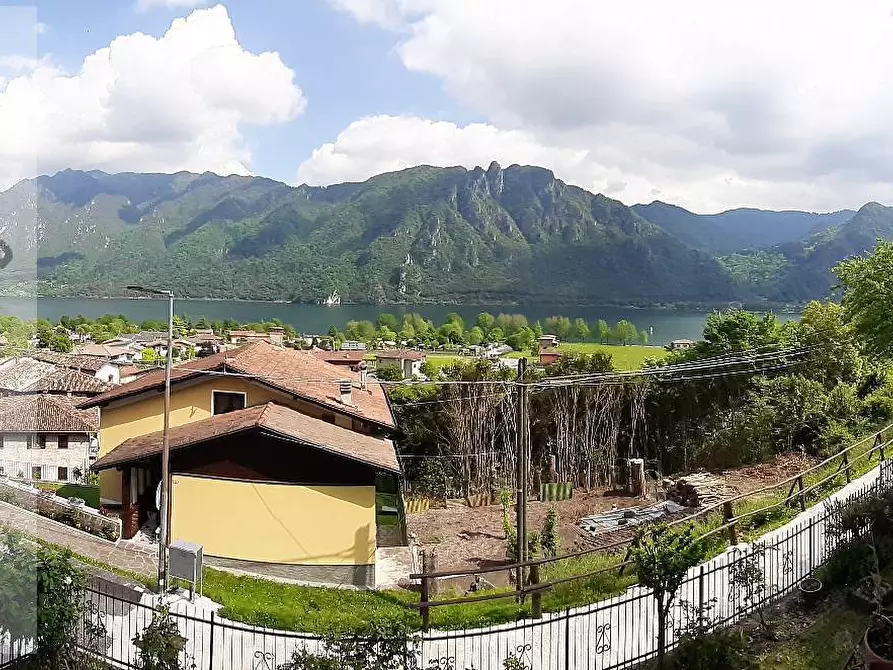 Immagine 2 di Casa indipendente in vendita  in via al castello 29 a Anfo