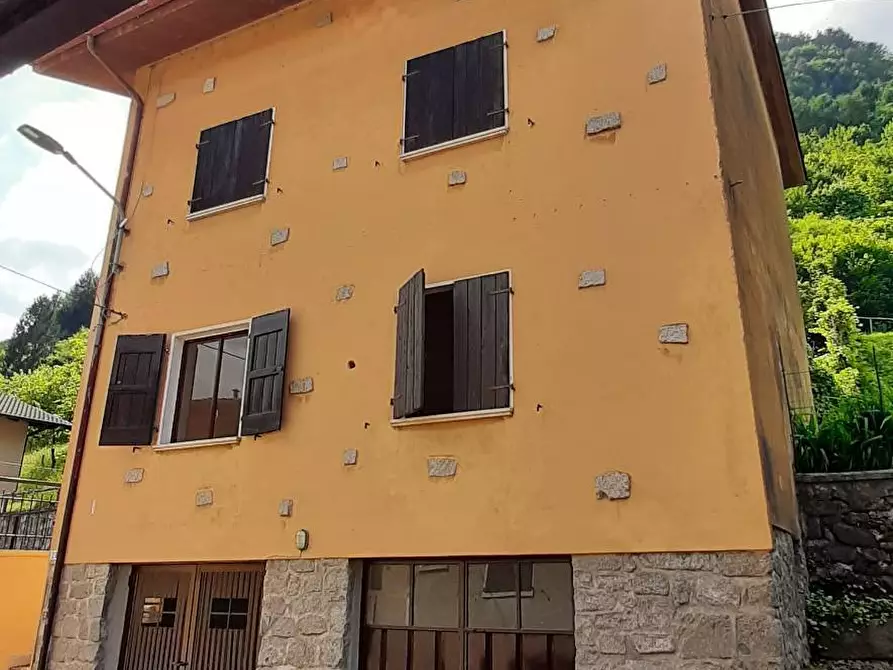 Immagine 7 di Casa indipendente in vendita  in via al castello 29 a Anfo