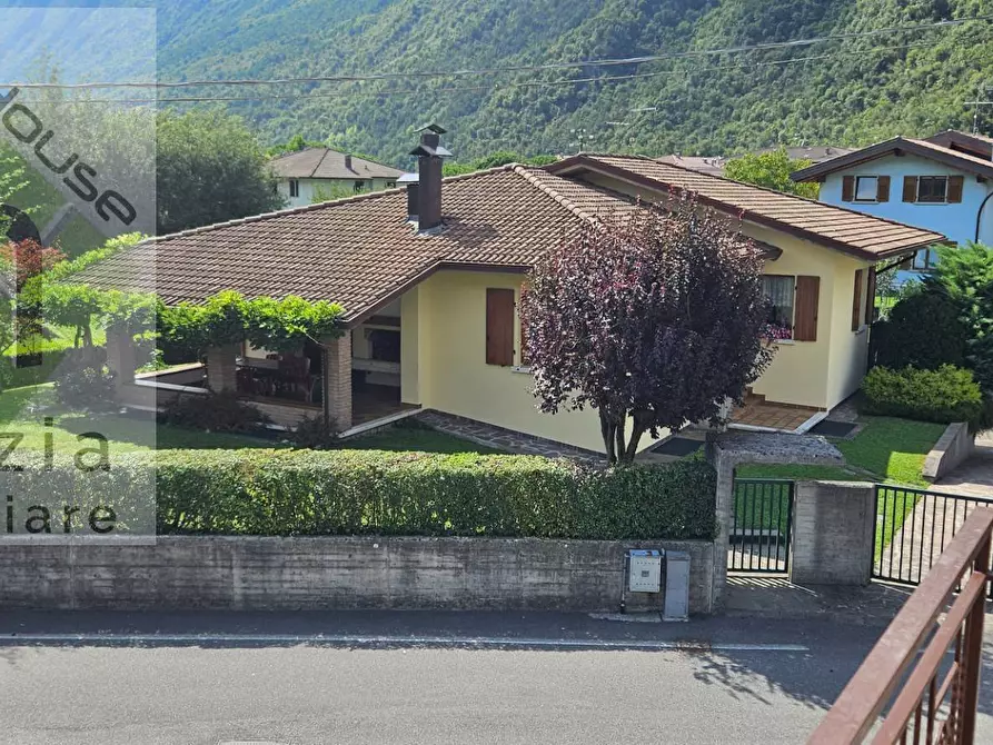 Immagine 3 di Casa indipendente in vendita  in VIA SAN VALENTINO 42 a Bagolino