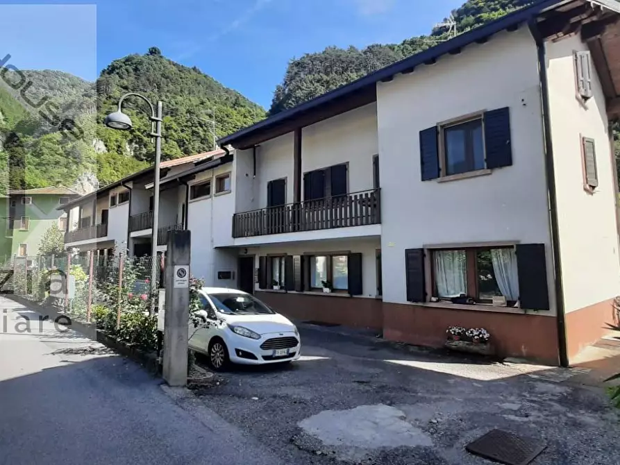 Immagine 1 di Appartamento in vendita  in Via Giovanni Prati a Bocenago