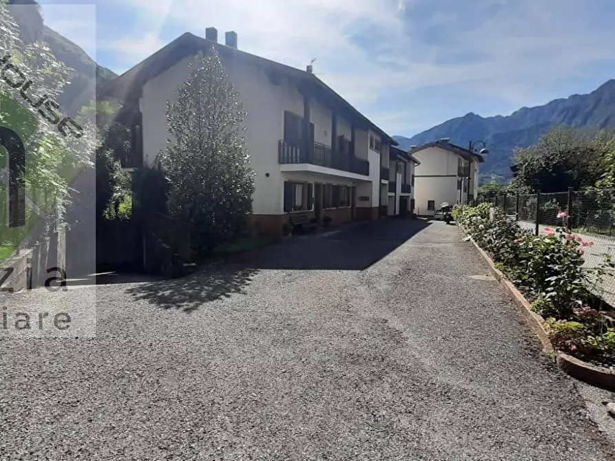 Immagine 5 di Appartamento in vendita  in Via Giovanni Prati a Bocenago