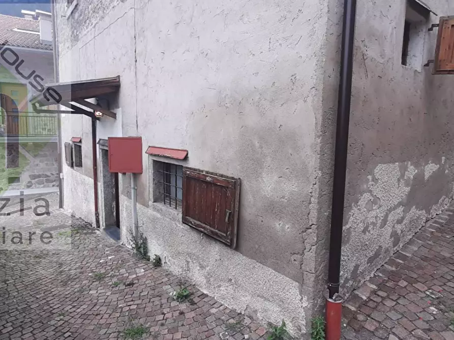 Immagine 3 di Appartamento in vendita  in Via Cesare Battisti a Bocenago