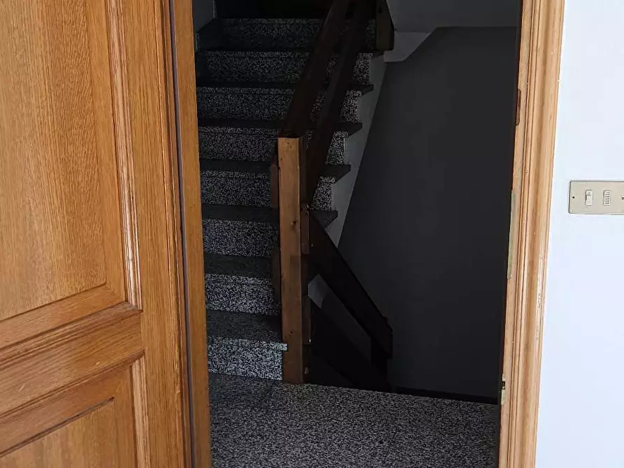 Immagine 4 di Casa semindipendente in vendita  in via 4 Novembre a Storo