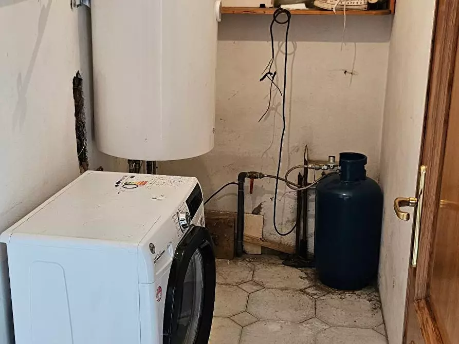 Immagine 5 di Casa semindipendente in vendita  in via 4 Novembre a Storo