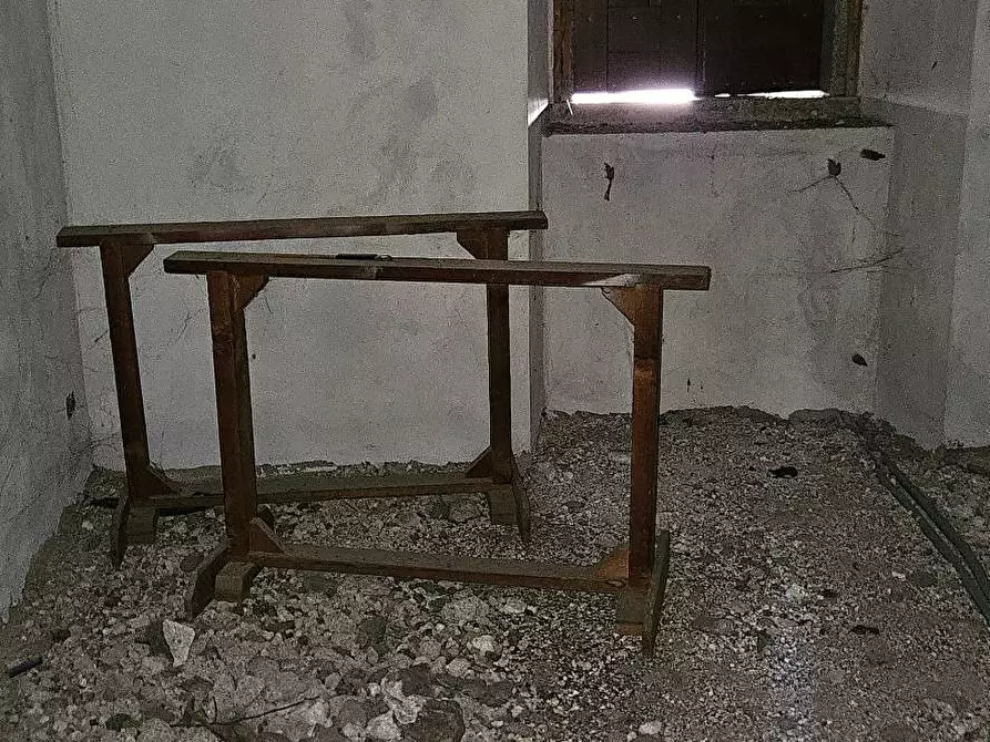 Immagine 19 di Casa semindipendente in vendita  in via 4 Novembre a Storo