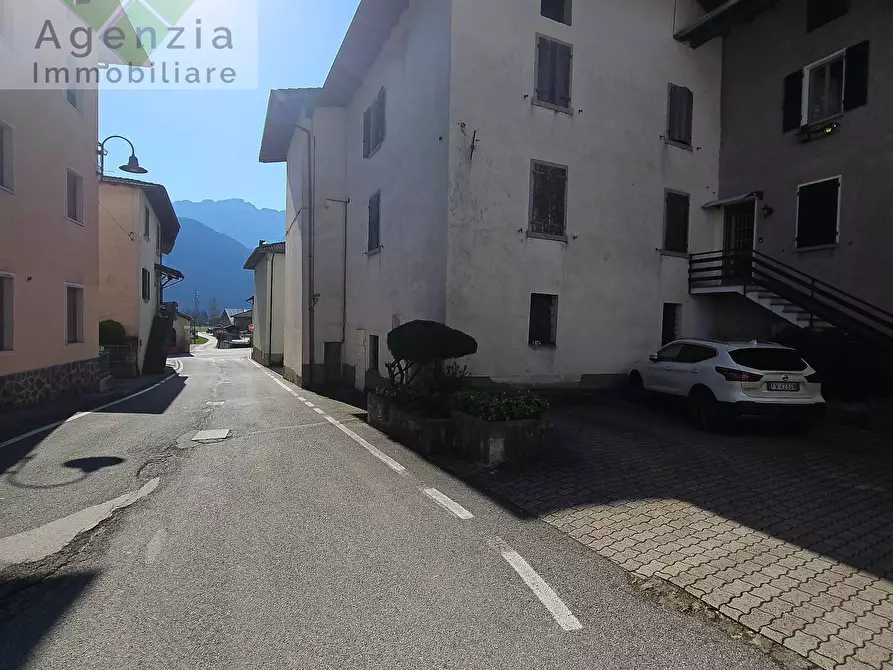 Immagine 24 di Casa semindipendente in vendita  in via 4 Novembre a Storo