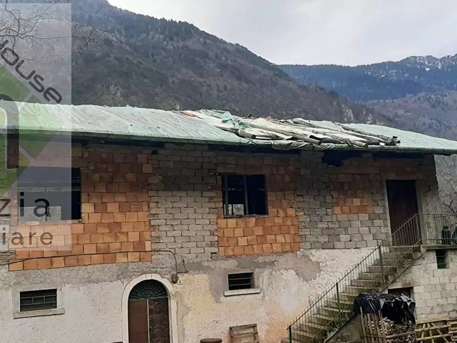 Immagine 11 di Casa indipendente in vendita  in via porte a Borgo Chiese
