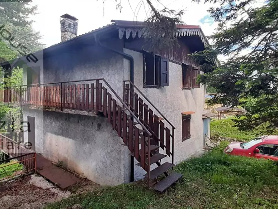 Immagine 1 di Casa indipendente in vendita  in loc Baremone a Anfo