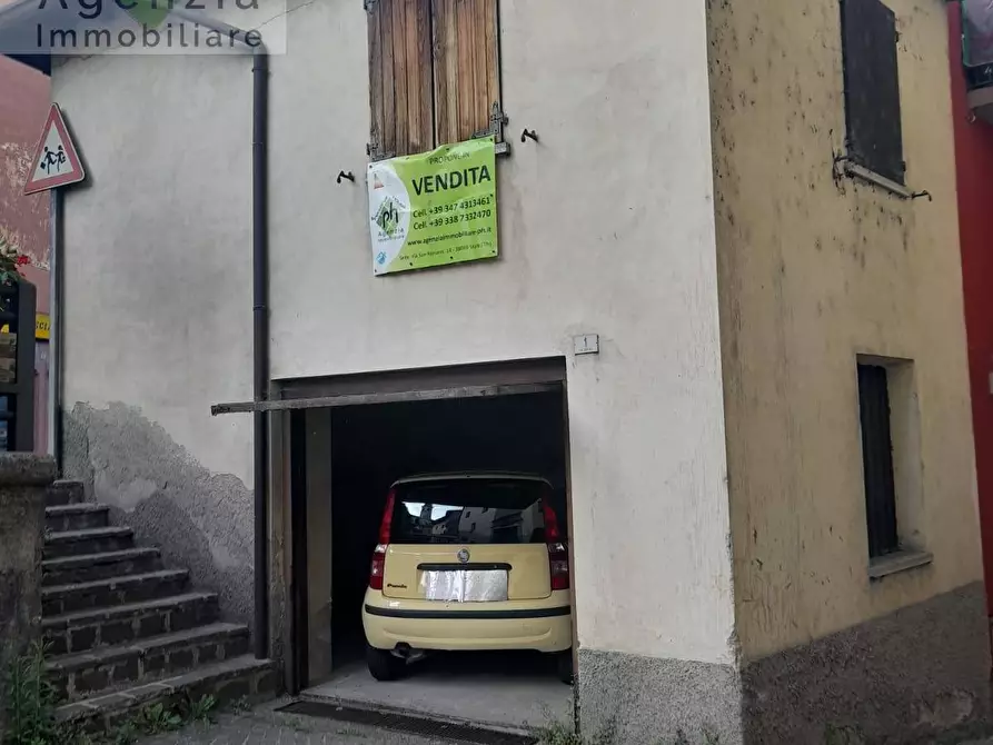 Immagine 2 di Box auto in vendita  in via Nazionale snc a Anfo