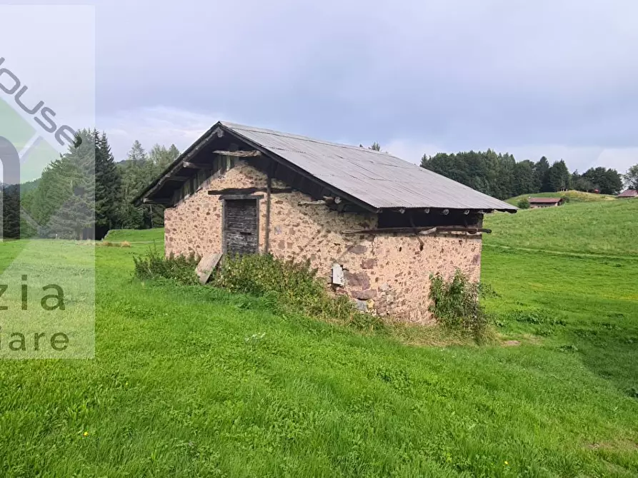 Immagine 4 di Casa indipendente in vendita  a Castel Condino