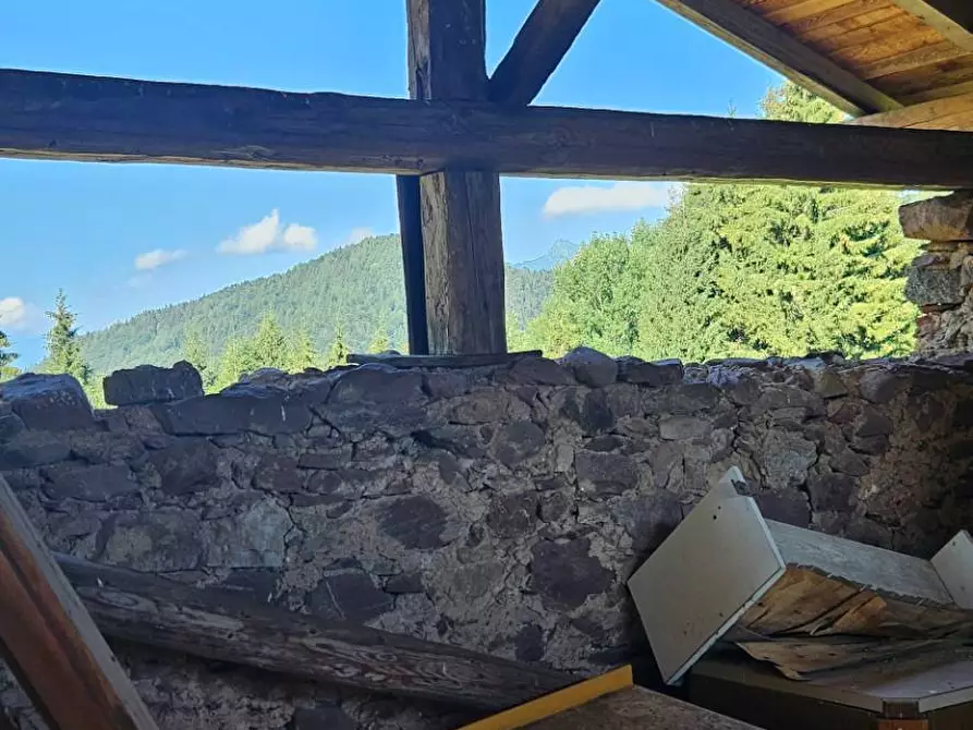 Immagine 9 di Casa indipendente in vendita  a Castel Condino