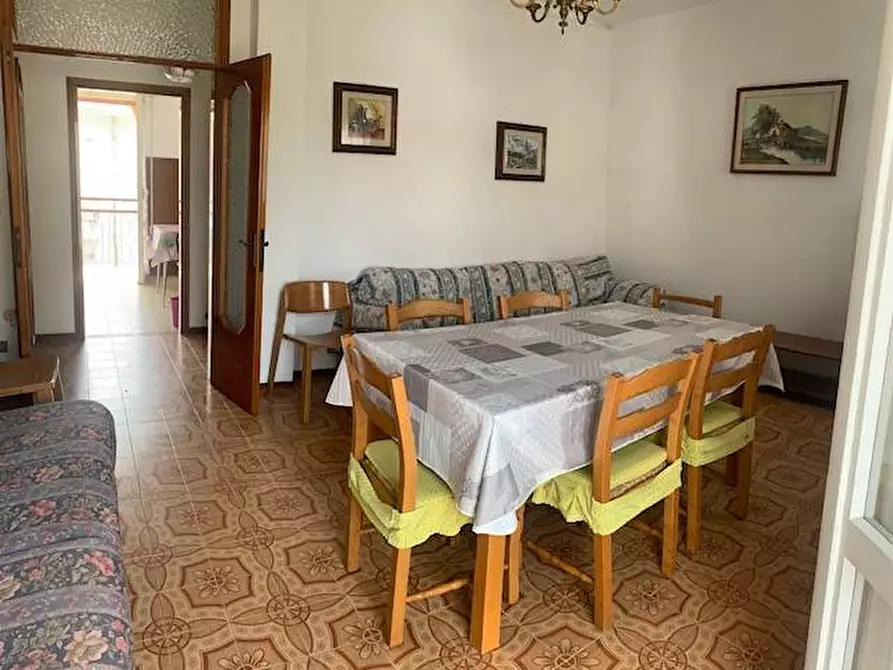 Immagine 1 di Appartamento in vendita  in Via Portovenere a Riccione