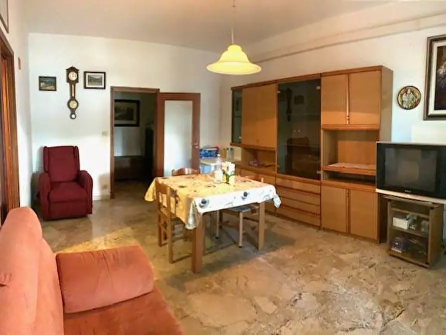 Immagine 1 di Appartamento in vendita  in Viale Diaz a Riccione