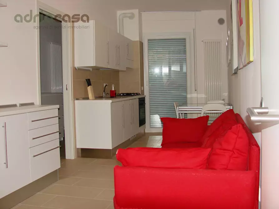 Immagine 1 di Appartamento in vendita  in via battisti a Gabicce Mare