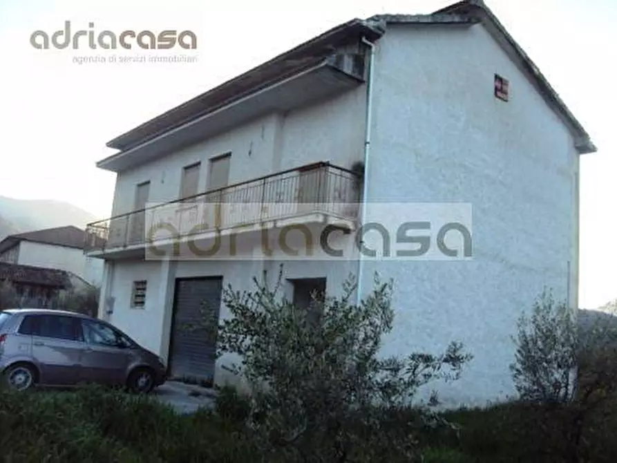 Immagine 1 di Casa indipendente in vendita  in via anca del ponte a Savignano Sul Rubicone