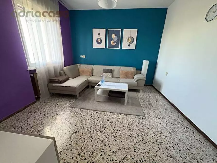 Immagine 1 di Casa semindipendente in vendita  in viale abruzzi a Riccione