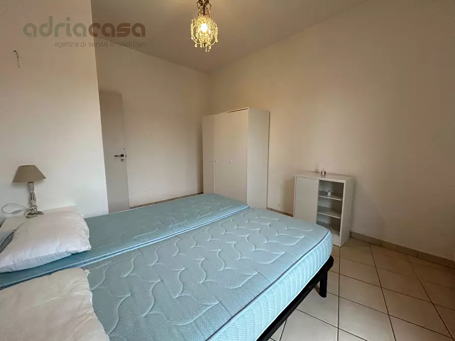 Immagine 11 di Appartamento in vendita  in Viale Po' a Riccione