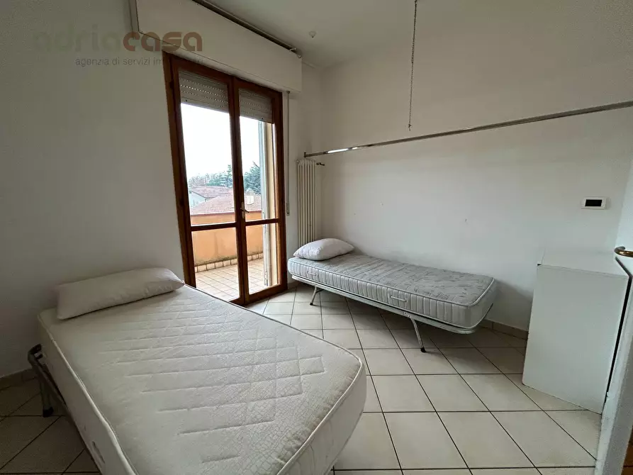 Immagine 14 di Appartamento in vendita  in Viale Po' a Riccione