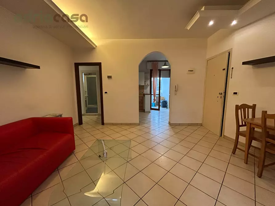 Immagine 5 di Appartamento in vendita  in Viale Po' a Riccione