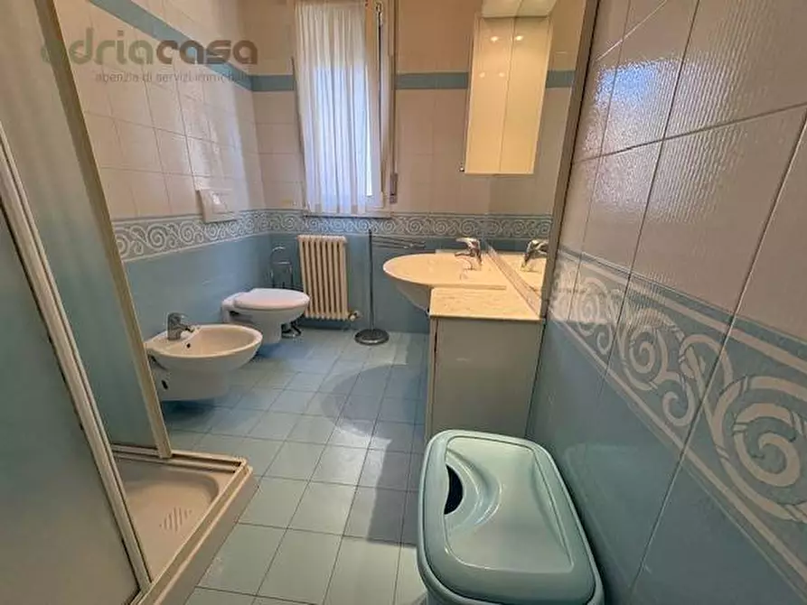 Immagine 15 di Appartamento in vendita  in via trento trieste a Riccione