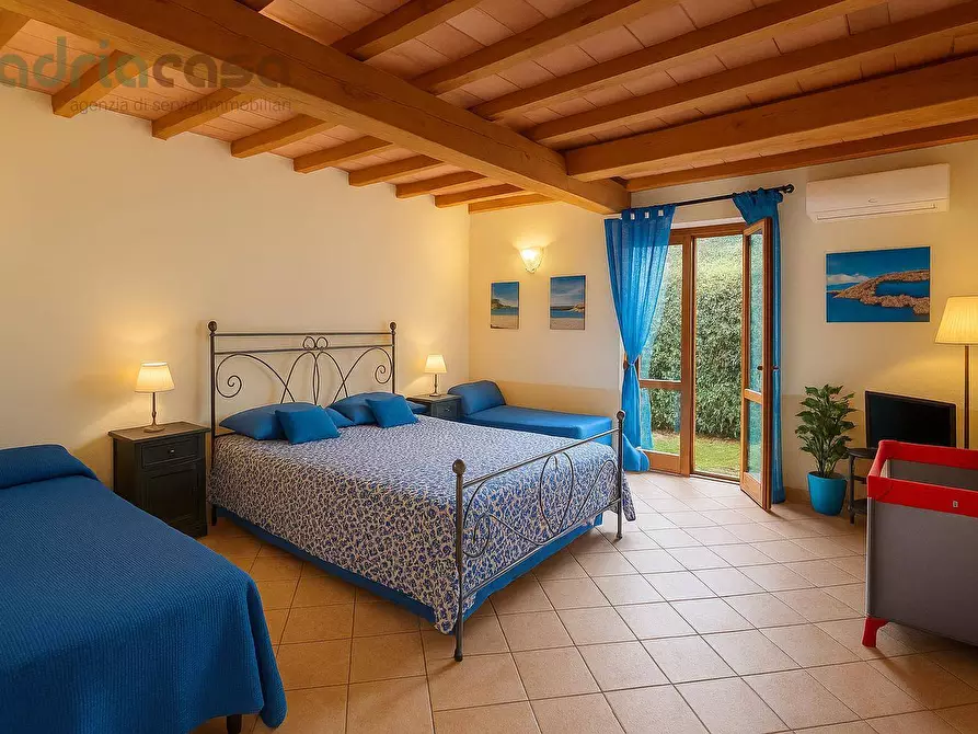 Immagine 17 di Appartamento in vendita  in via vallugola a Gabicce Mare