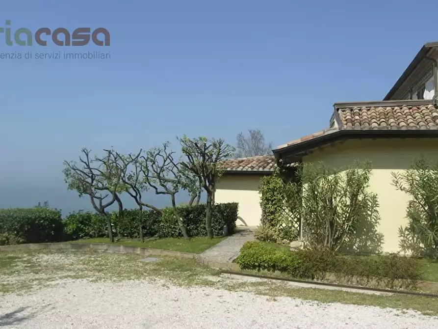 Immagine 6 di Appartamento in vendita  in via vallugola a Gabicce Mare