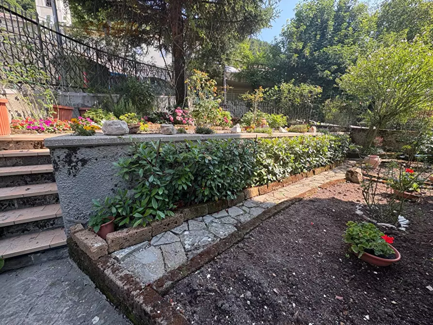 Immagine 2 di Villa in vendita  in via roma a Montecopiolo