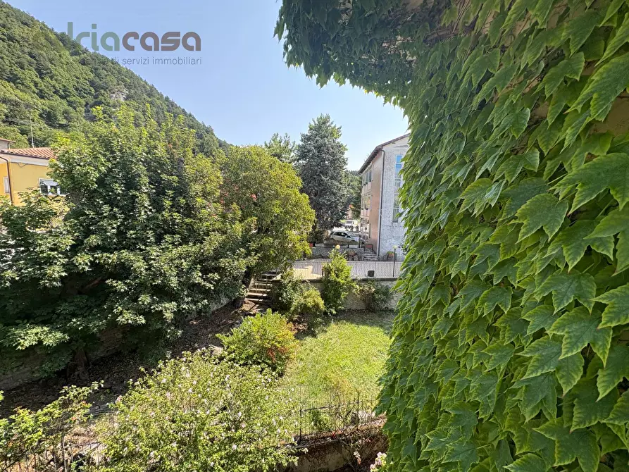 Immagine 15 di Villa in vendita  in via roma a Montecopiolo