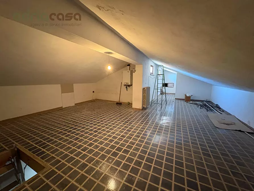 Immagine 21 di Villa in vendita  in via roma a Montecopiolo