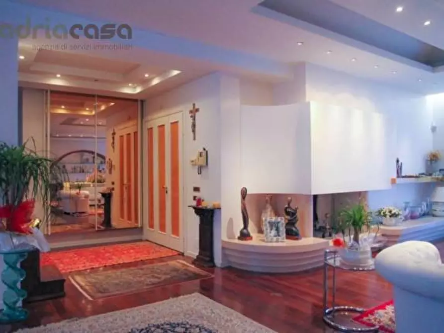 Immagine 9 di Villa in vendita  in Via Fontacce a Misano Adriatico