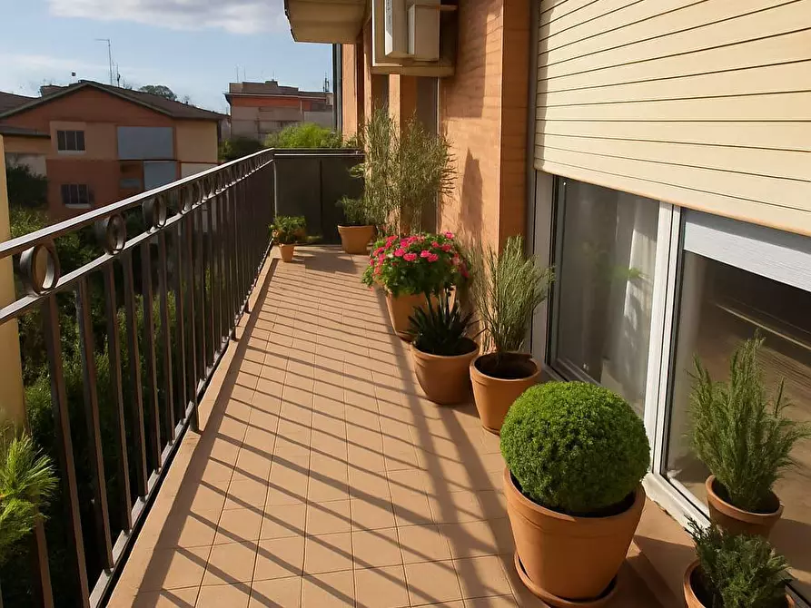 Immagine 4 di Appartamento in vendita  in Viale Gramsci a Misano Adriatico