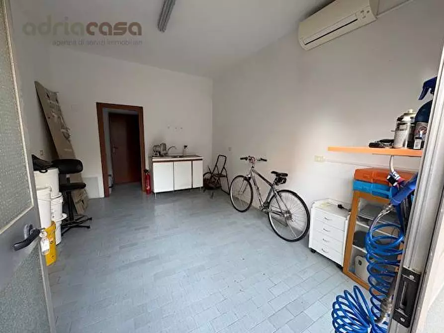 Immagine 9 di Appartamento in vendita  in Viale Gramsci a Misano Adriatico