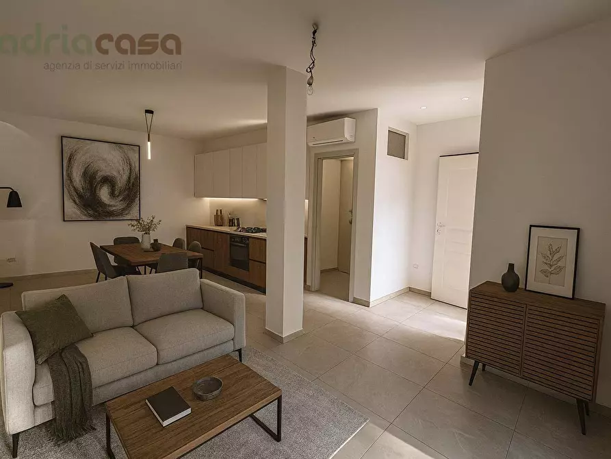 Immagine 1 di Appartamento in vendita  in Viale Malta a Riccione