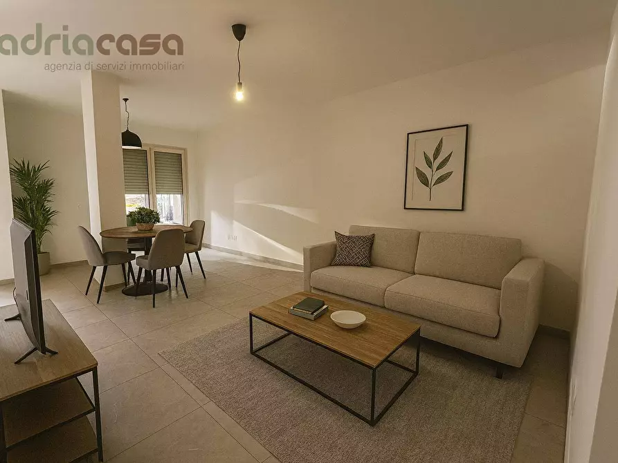 Immagine 2 di Appartamento in vendita  in Viale Malta a Riccione