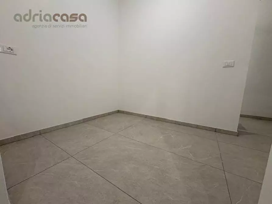 Immagine 10 di Appartamento in vendita  in Viale Malta a Riccione