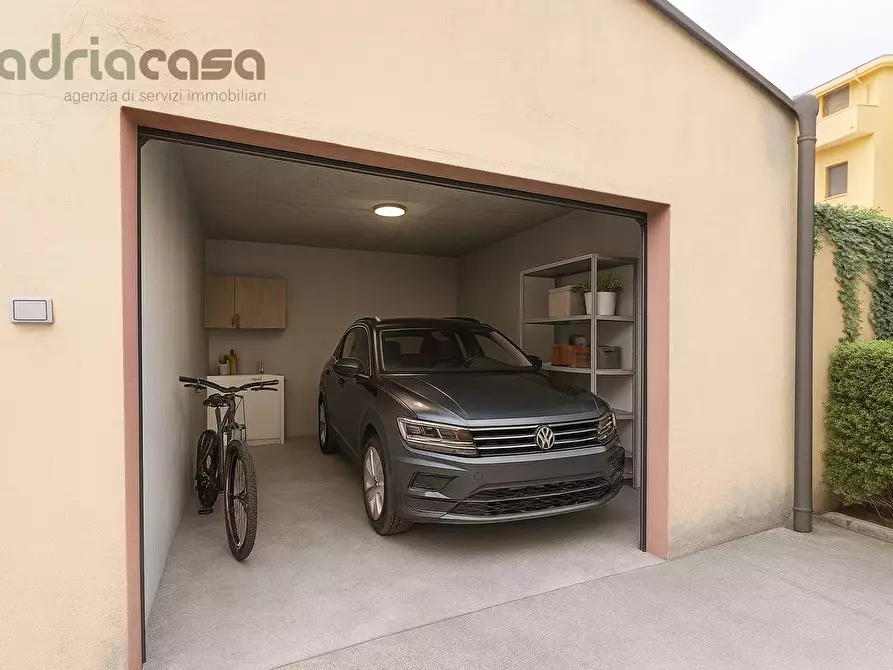 Immagine 8 di Casa indipendente in vendita  in Via Milani a Coriano