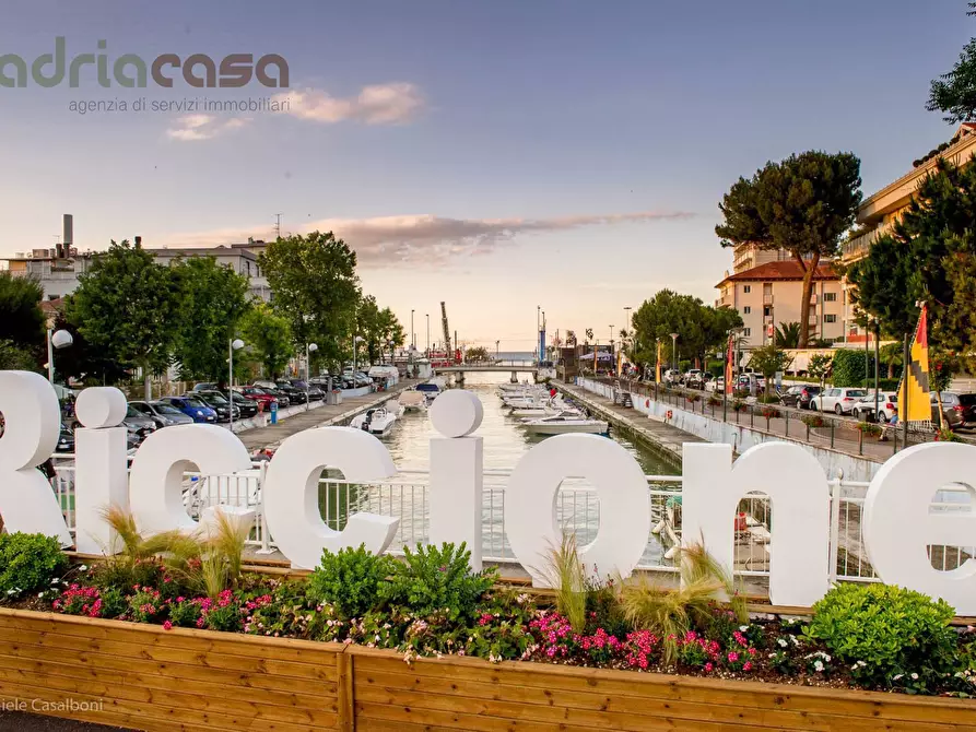 Immagine 1 di Casa semindipendente in vendita  in Via Portofino a Riccione