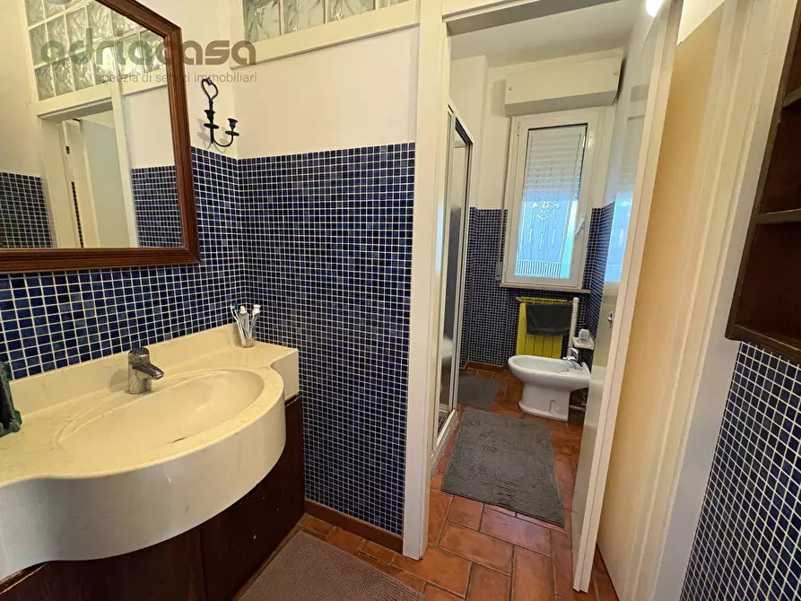 Immagine 12 di Appartamento in vendita  in Viale Ceccarini a Riccione