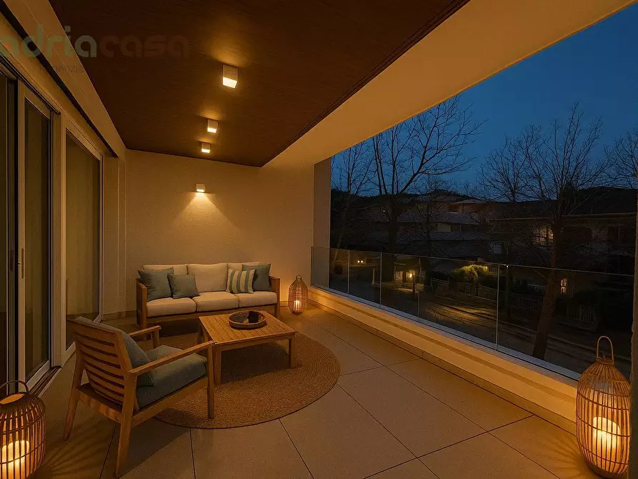 Immagine 2 di Appartamento in vendita  in Viale Emilia a Riccione