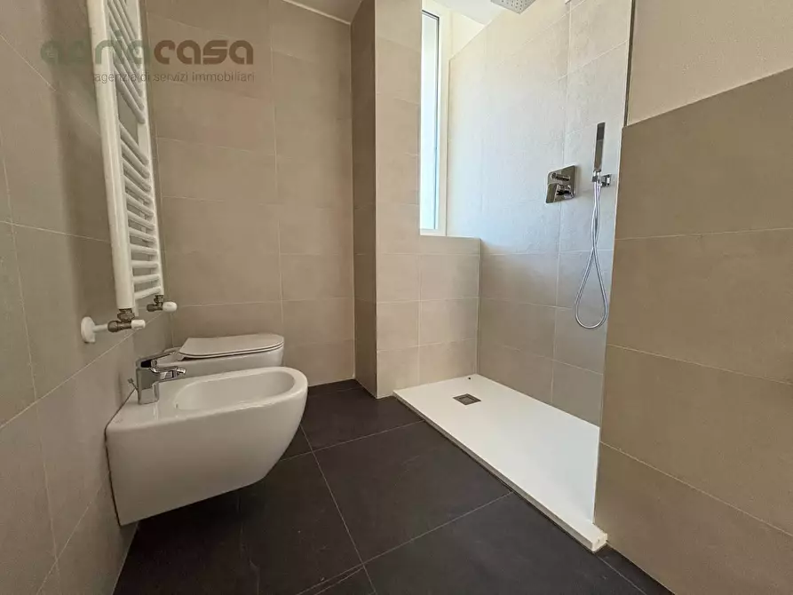 Immagine 14 di Appartamento in vendita  in Viale Emilia a Riccione