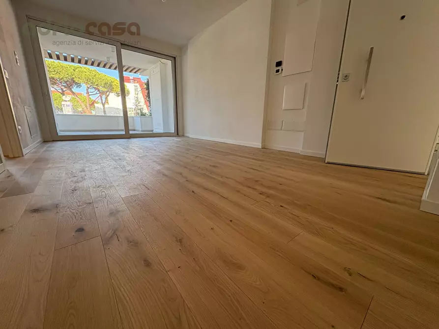Immagine 5 di Appartamento in vendita  in Viale Emilia a Riccione