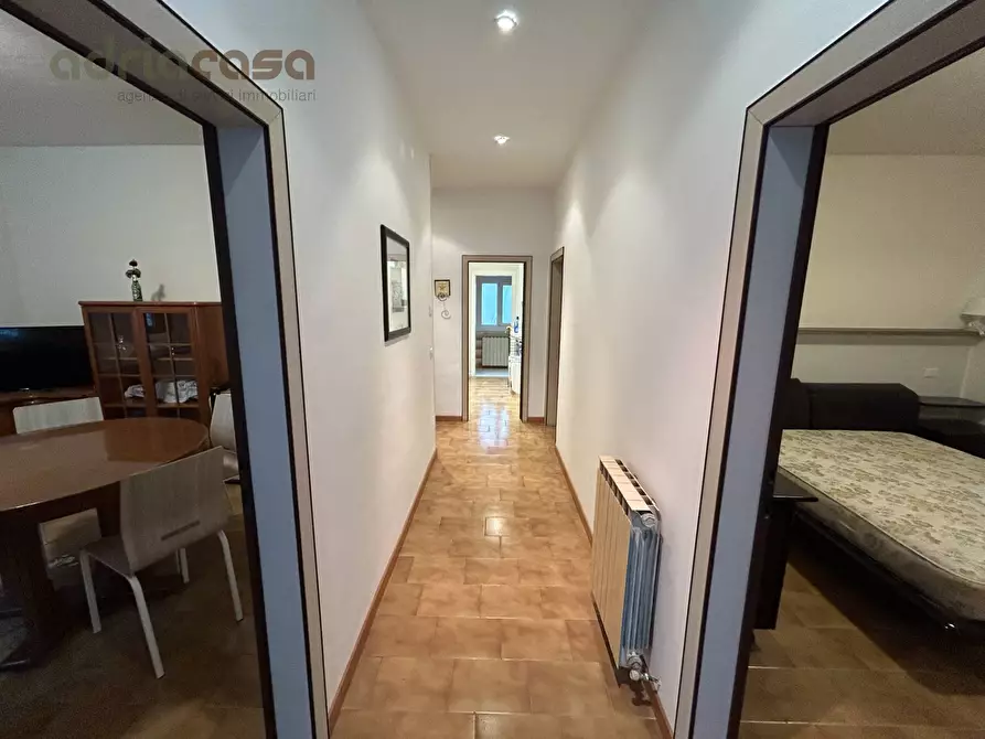 Immagine 1 di Appartamento in vendita  in Via Mancini a Cattolica